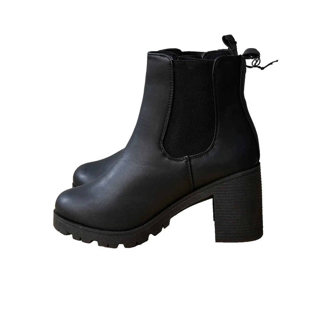 RUE 21 Slip On High ANKLE Chunky BOOTS 2